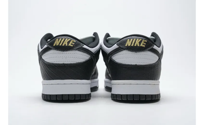  Supreme x Nike SB Dunk Low &quot;Black Stars” DH3228-102 
