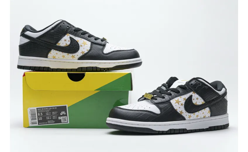  Supreme x Nike SB Dunk Low &quot;Black Stars” DH3228-102 