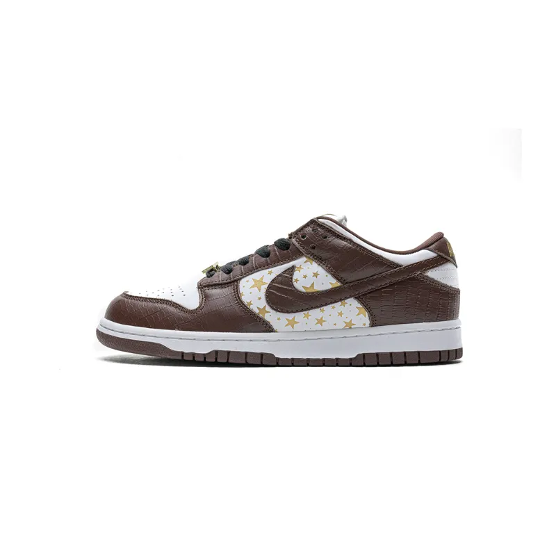 Supreme x Nike SB Dunk Low &quot;Brown Stars” DH3228-103 