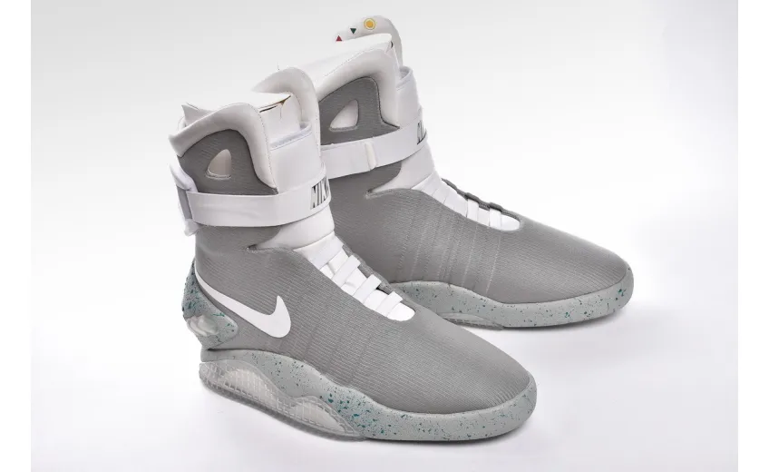 Bstsneaker-Nike Air Mag