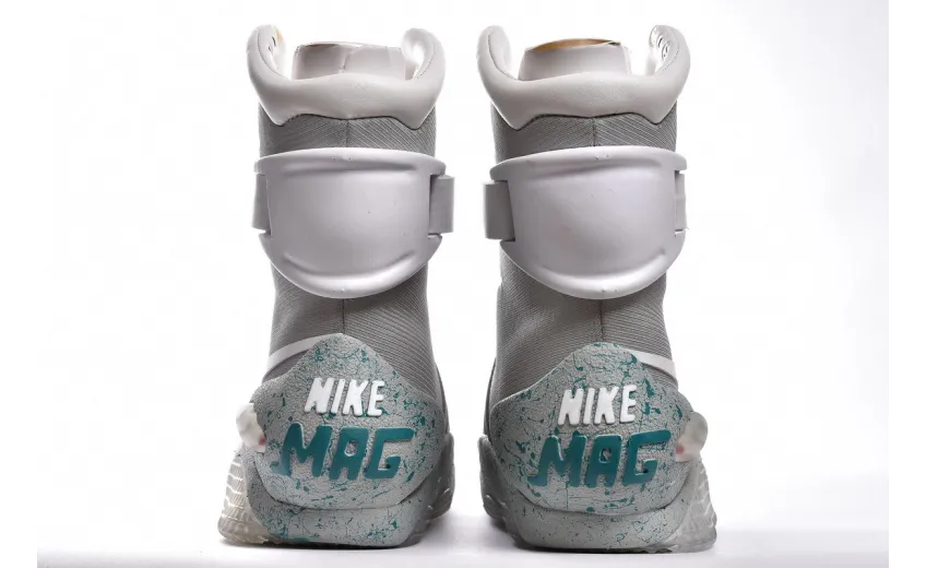 Bstsneaker-Nike Air Mag