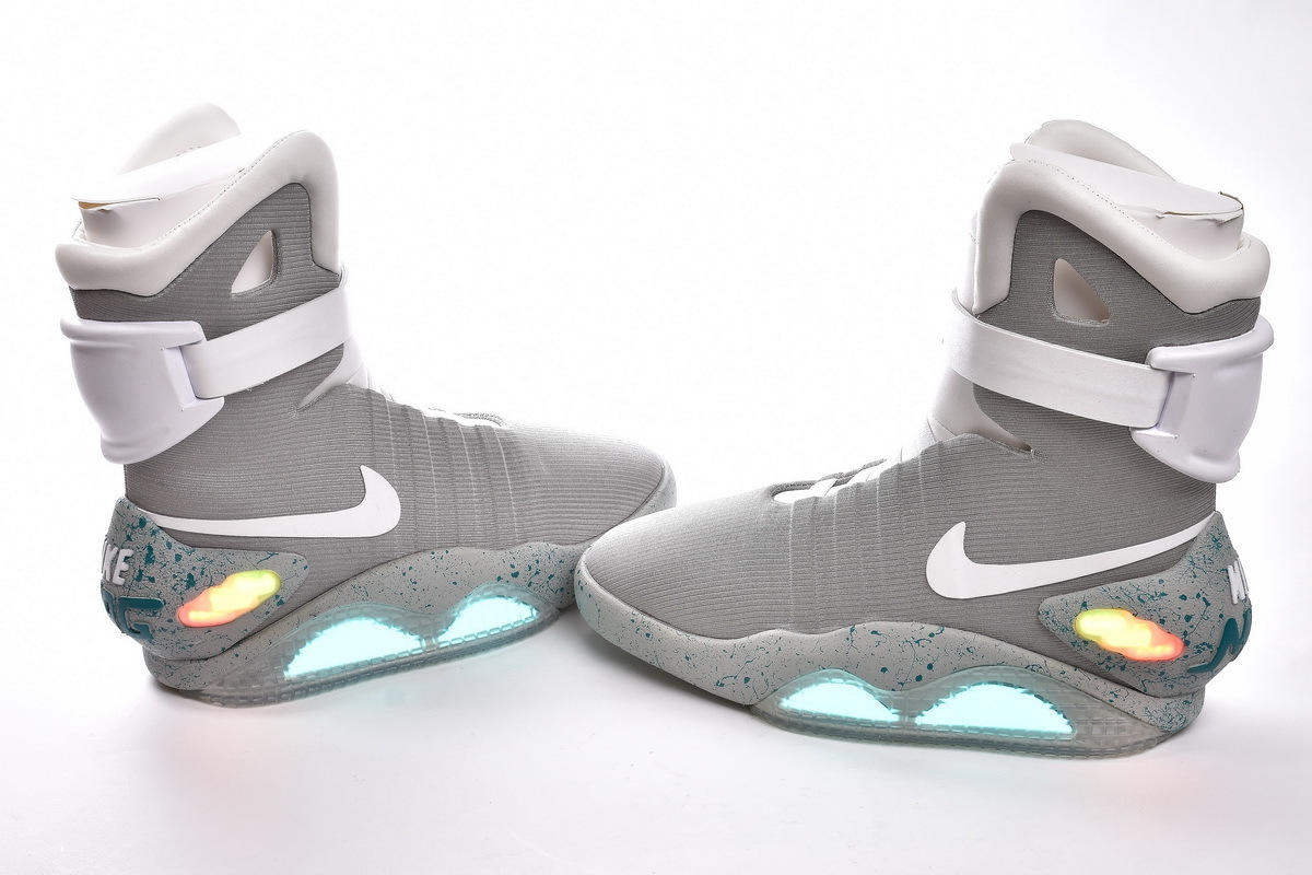 Bstsneaker-Nike Air Mag