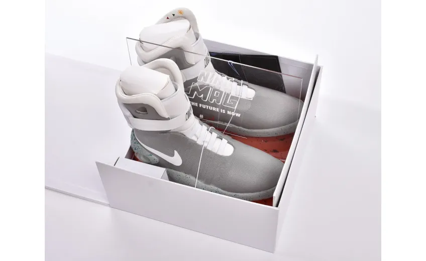 Bstsneaker-Nike Air Mag