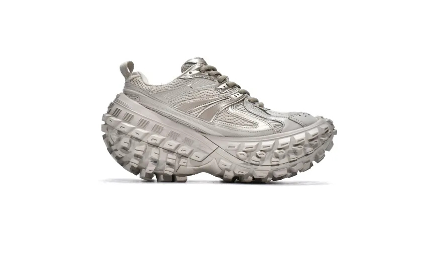 Bstsneaker- Balenciaga Defender Beige 685611 W2RA6 9700 