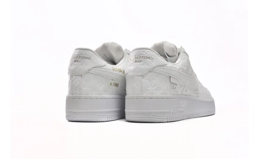 Bstsneaker- Louis Vuitton x Nike Air Force 1 Triple White 