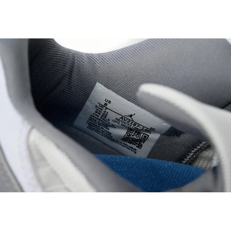  Air Jordan 11 Retro Low Cement Grey AV2187-140 