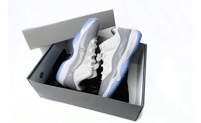  Air Jordan 11 Retro Low Cement Grey AV2187-140 