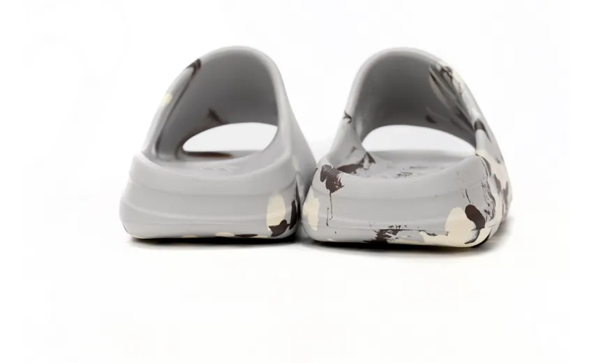 Bstsneaker-Adidas Yeezy Slide Enflame Oil Painting White Grey GZ5553