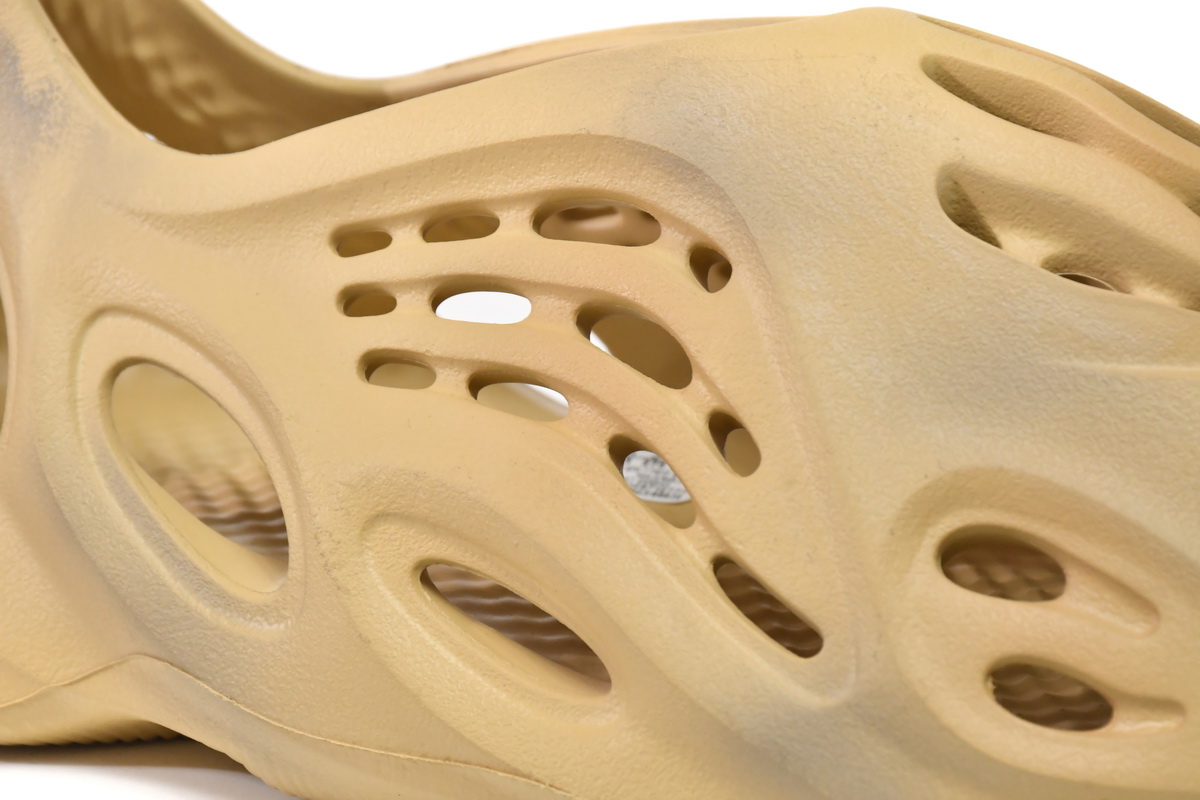 Bstsneaker-Adidas Yeezy Foam RNNR Desert Sand GV6843 