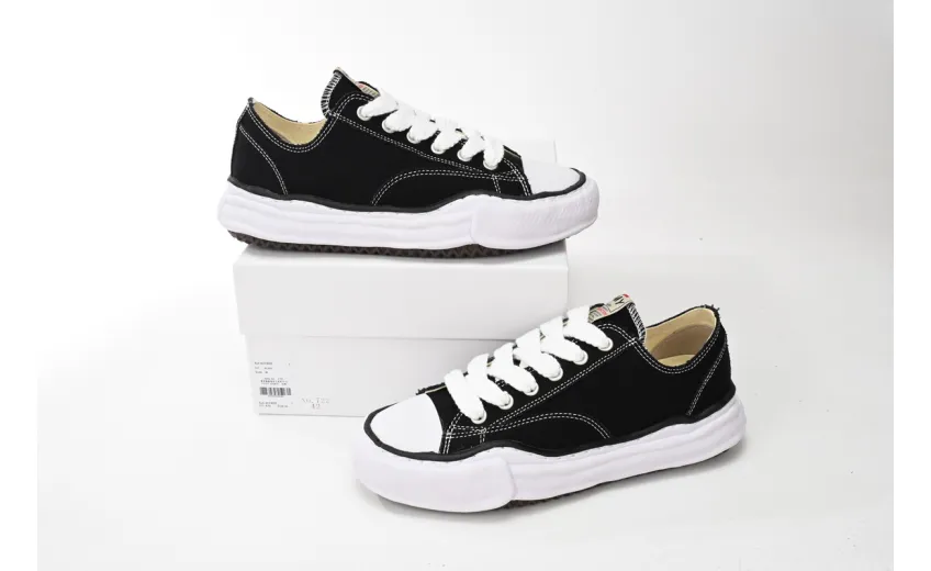 MIHARA YASUHIRO White Black NO.722