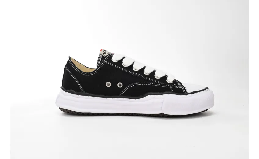 MIHARA YASUHIRO White Black NO.722