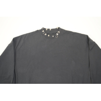 Pierced Round Oversized in Black Faded Sweatshirt 762718TPVD91055