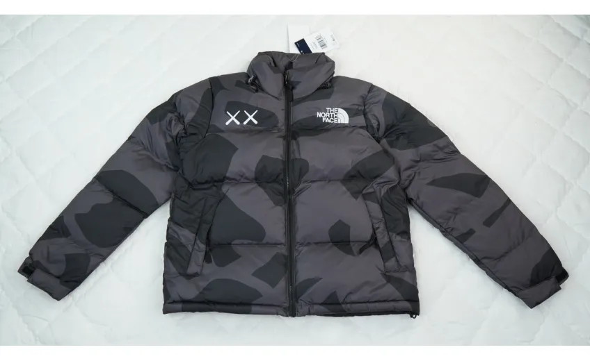 Bstsneaker-The North Face x Kaws Retro 1996 Nuptse Jacket