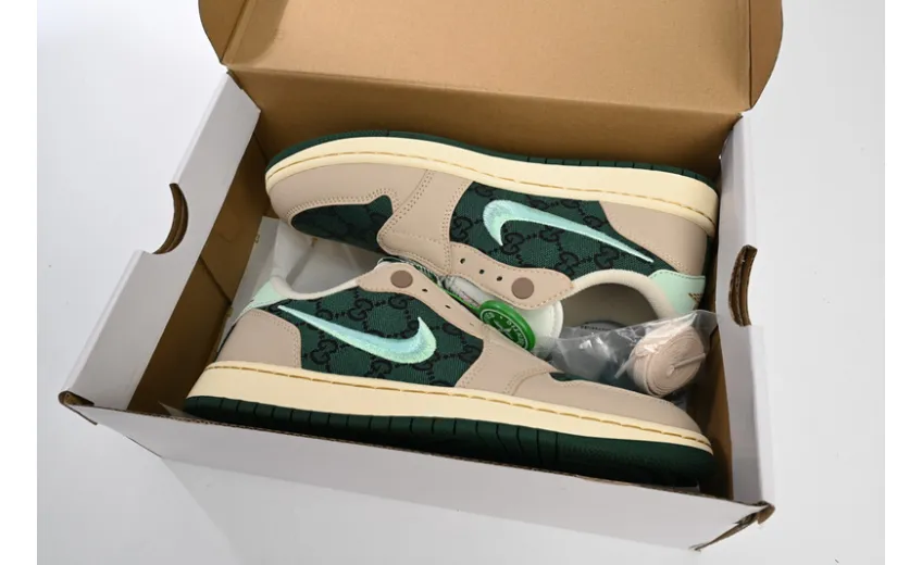 Air Jordan 1 Low X Gucci Metallic Green AV3918-808