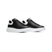 Alexander McQueen Sneaker Black White 