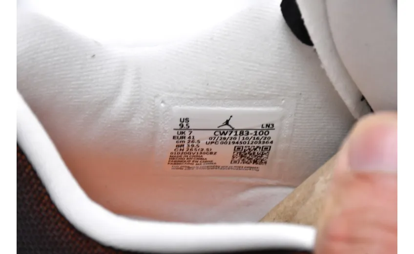 Bstsneaker-Air Jordan 4 Retro SE Starfish CW7183-100