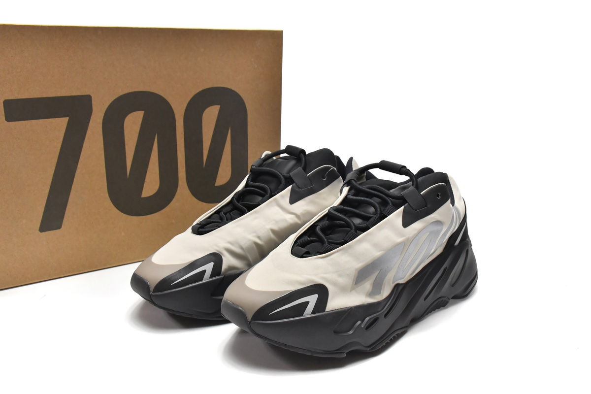 Bstsneaker-Adidas Yeezy Boost 700 MNVN Black Beige FV3729 