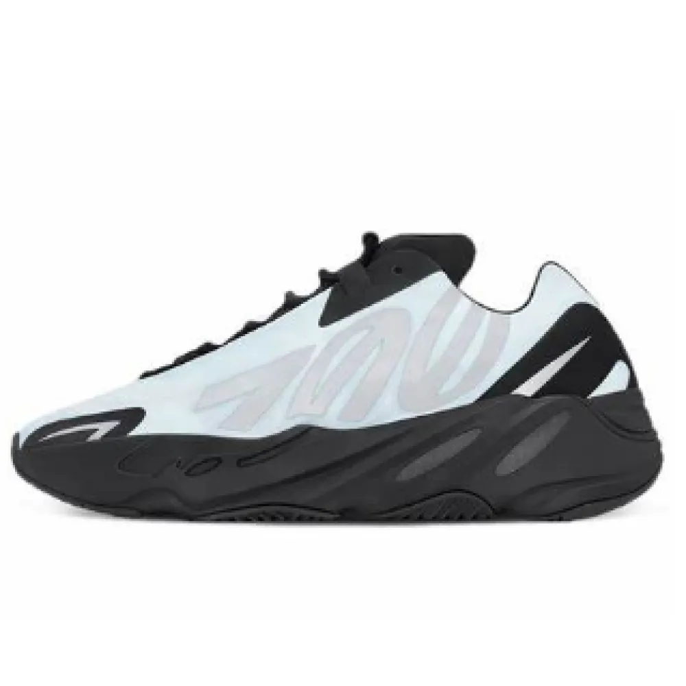 Bstsneaker-Adidas Yeezy Boost 700 MNVN Light Blue GZ0711 