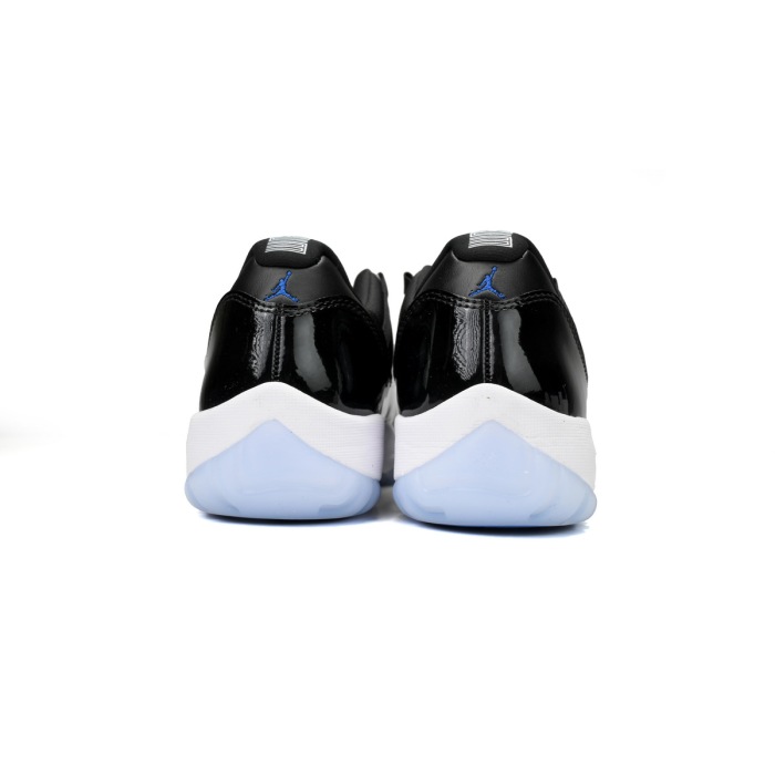 Air Jordan 11 Retro Low “White/Midnight Navy” FV5104-004 