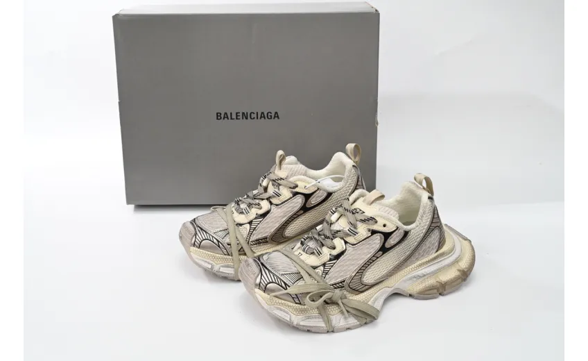 Balenciaga Black Gray White Gold 734734 W3XL6 0185 