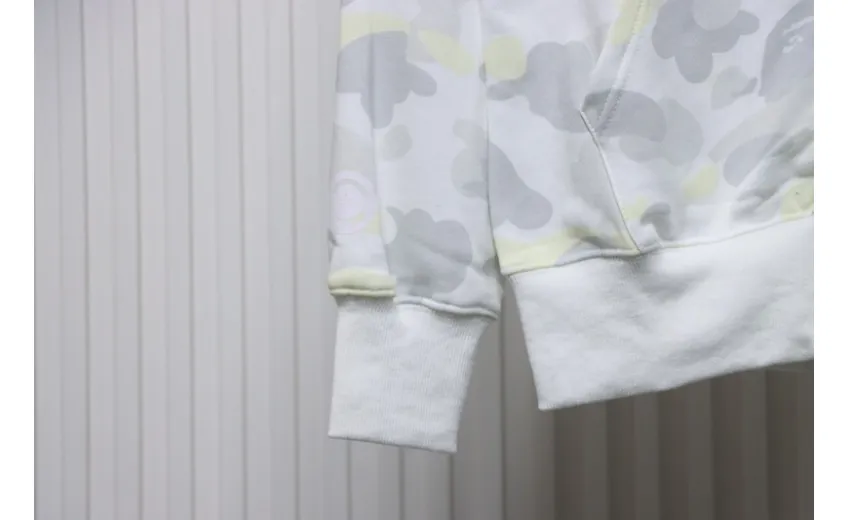 Bstsneaker-BAPE City Camo Shark WGM Full-Zip Hoodie (FW18) White