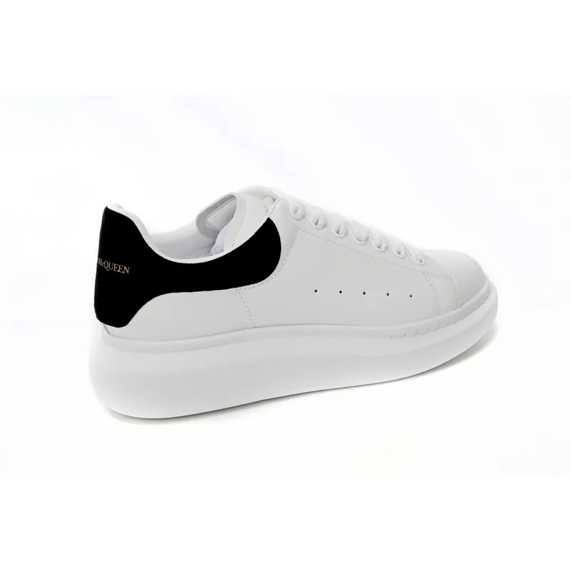 Alexander McQueen Sneaker Black Velvet