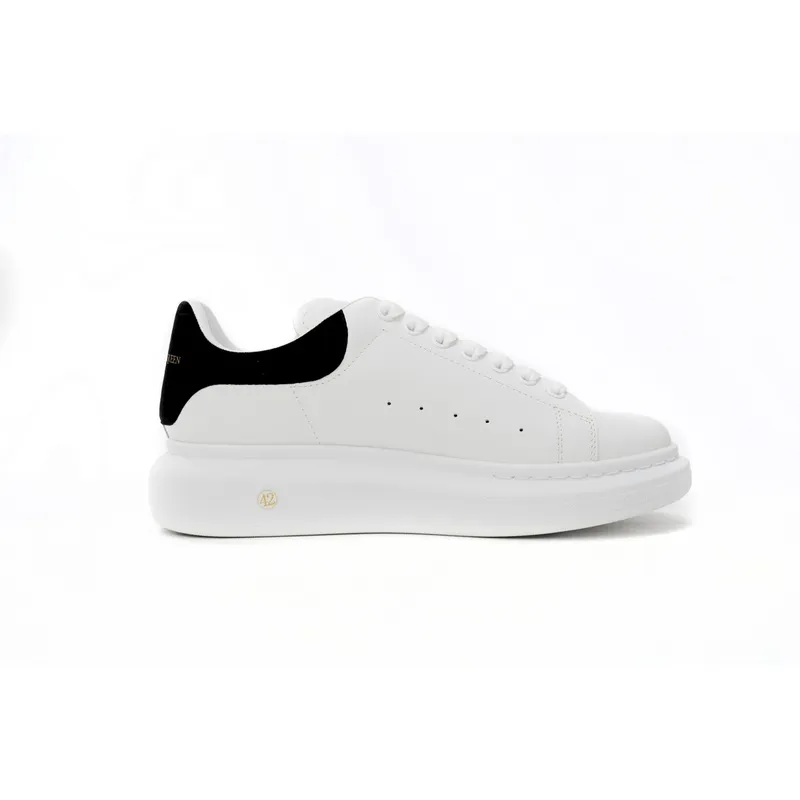 Alexander McQueen Sneaker Black Velvet