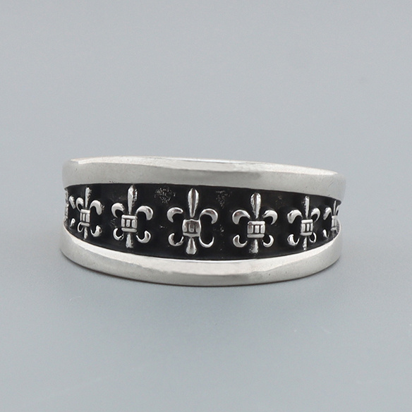 Bstsneaker-Chrome Hearts Asymmetric Scout Flower Ring 140