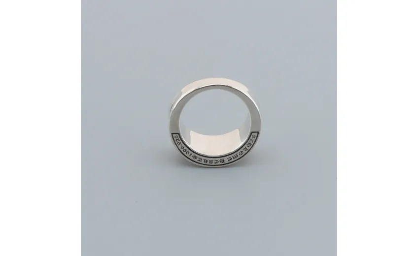 Chrome Hearts Asymmetric Scout Flower Ring 140