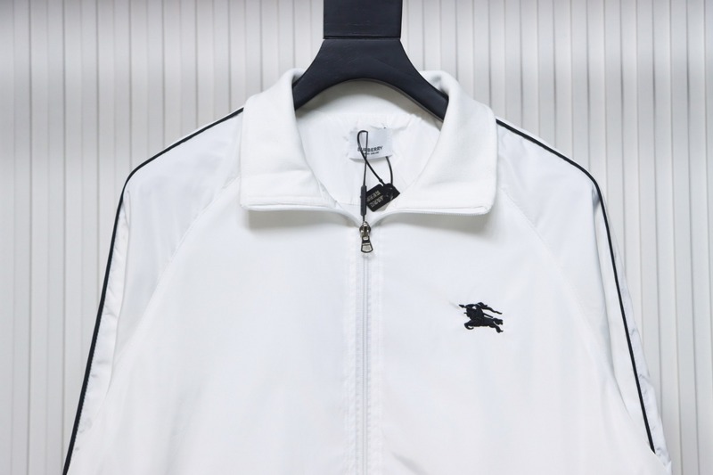 Bstsneaker-Burberry flocked back horse jacket white 270