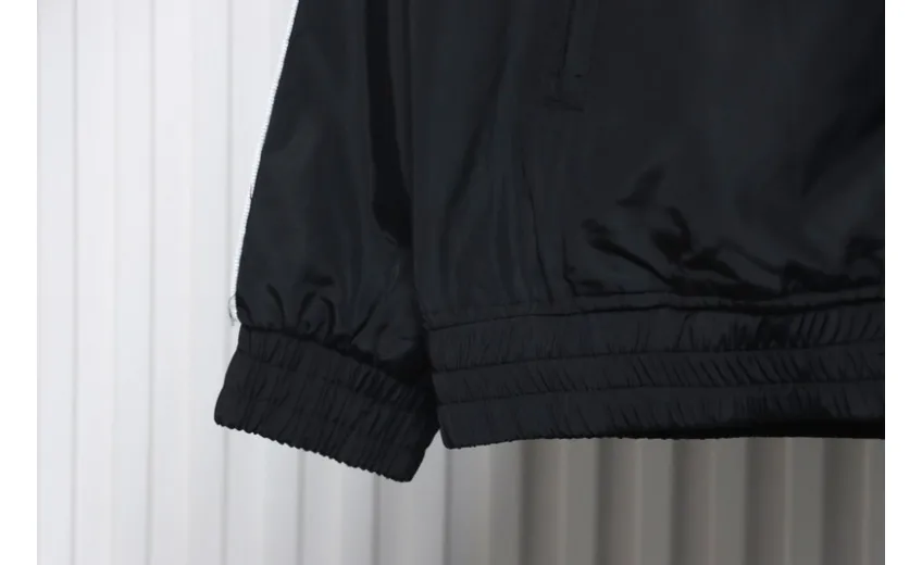 Burberry flocked back horse jacket black 270