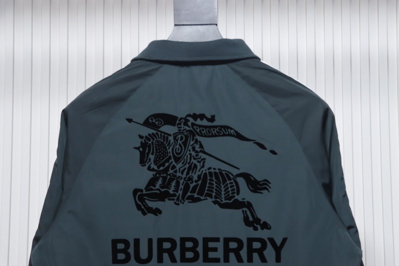 Bstsneaker-Burberry flocked back horse jacket green 270