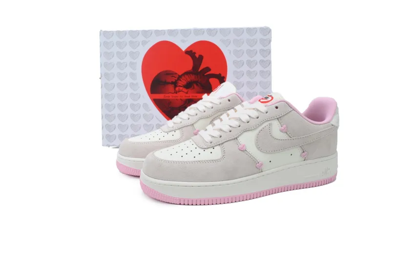  Nike Air Force 1 Low Valentine's Day 2025  HV5992-111