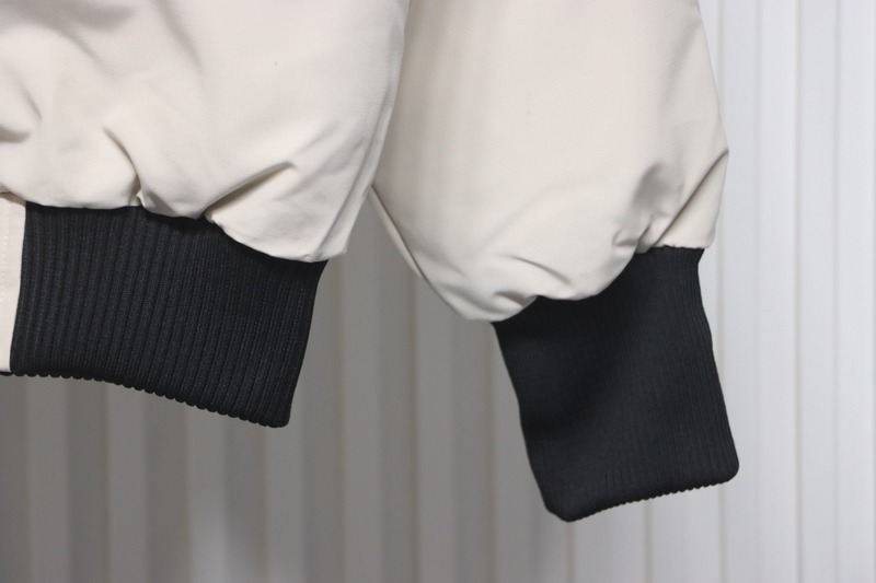 Bstsneaker-01 Canada Goose Short Down Jacket white 370