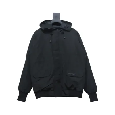 01 Canada Goose Short Down Jacket black 370 01