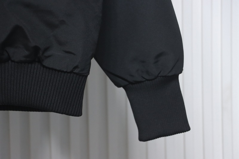 Bstsneaker-01 Canada Goose Short Down Jacket black 370