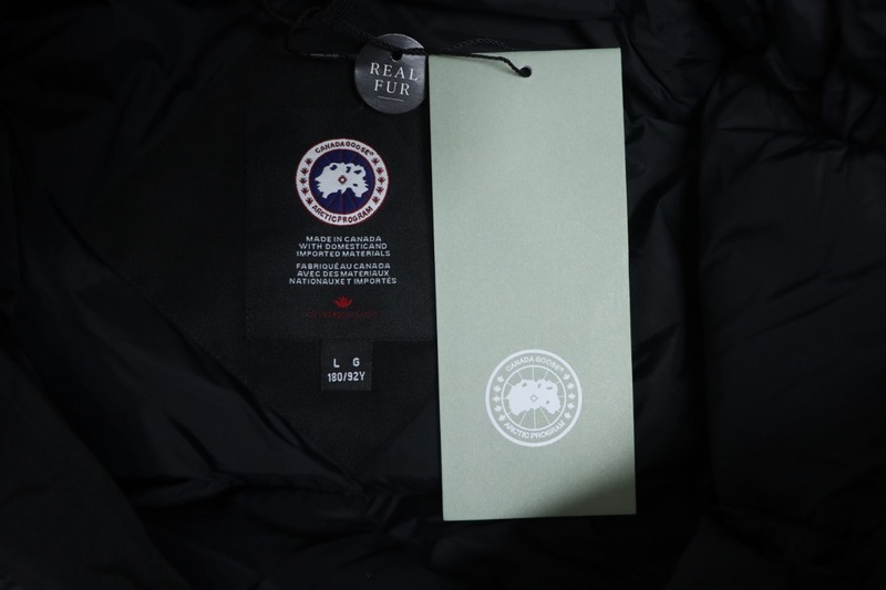 Bstsneaker-01 Canada Goose Short Down Jacket black 370