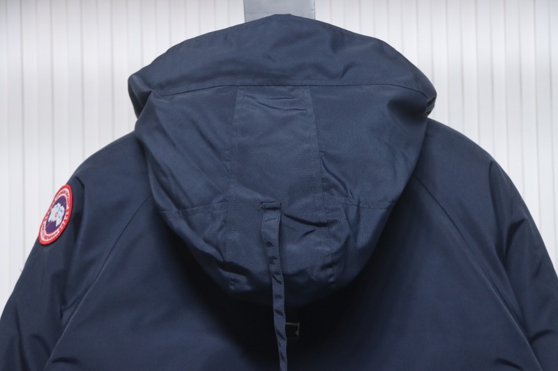 Bstsneaker-01 Canada Goose Short Down Jacket dark blue 370