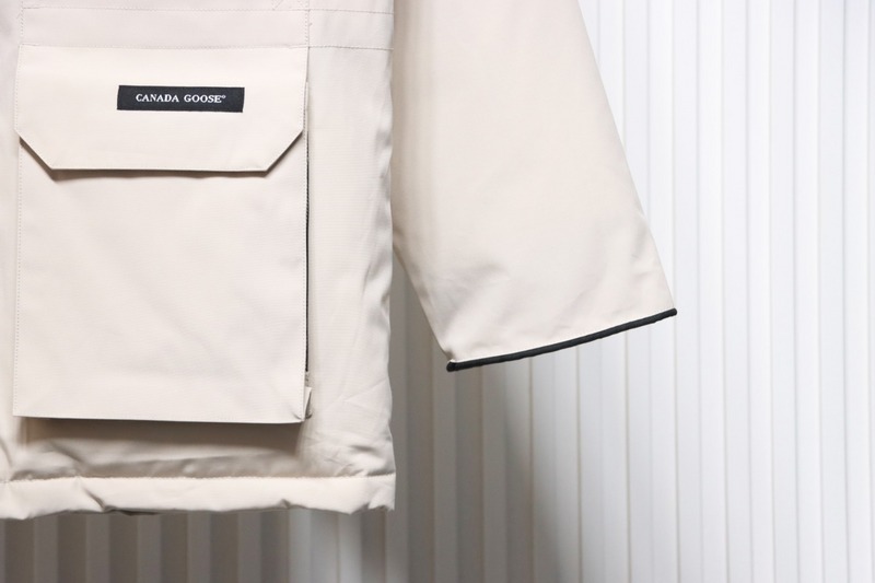 Bstsneaker-08 Expedition Canada Goose Down Jacket (High-end) white 550