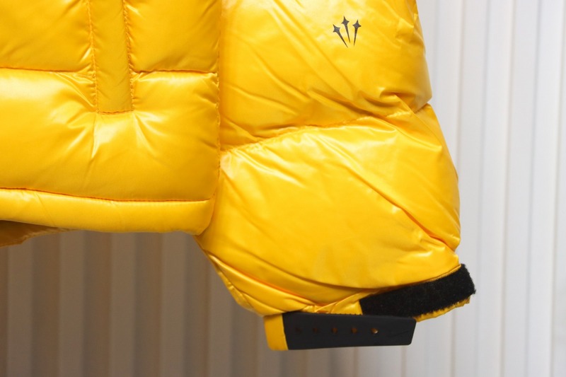 Bstsneaker-Nike Drake NOCTA Stand Collar Down Yellow 430