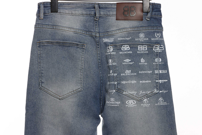 Bstsneaker-Balenciaga jeans with all-over logo on pockets 190