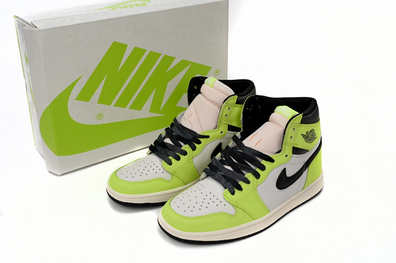 Bstsneaker- Air Jordan 1 High OG Visionaire Volt 555088-702 