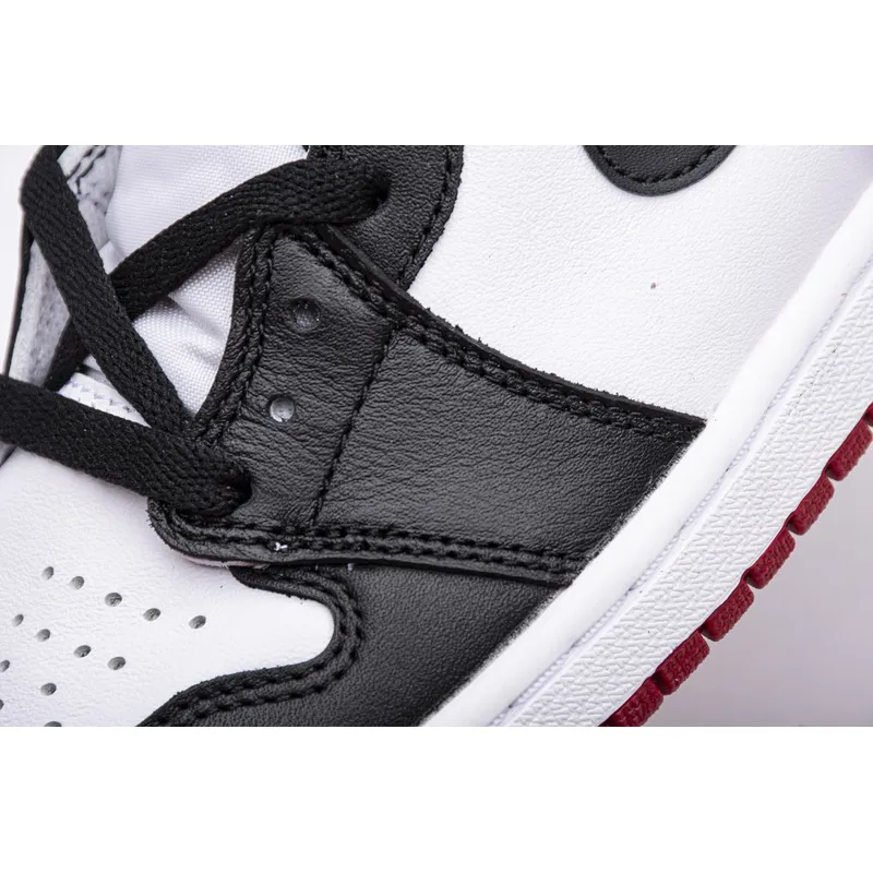  Air Jordan 1 Retro Black Toe (2016) 555088-125 