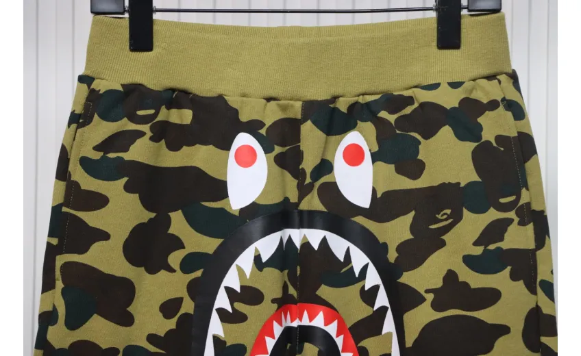 Bstsneaker-Bape Camo Shark 130