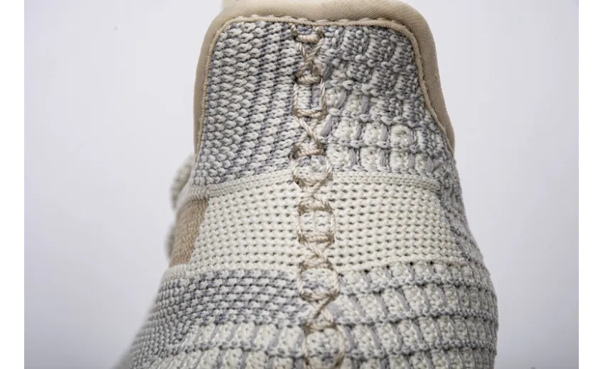 Bstsneaker- Adidas Yeezy Boost 350 V2 Lundmark (Non-Reflective) FU9161 