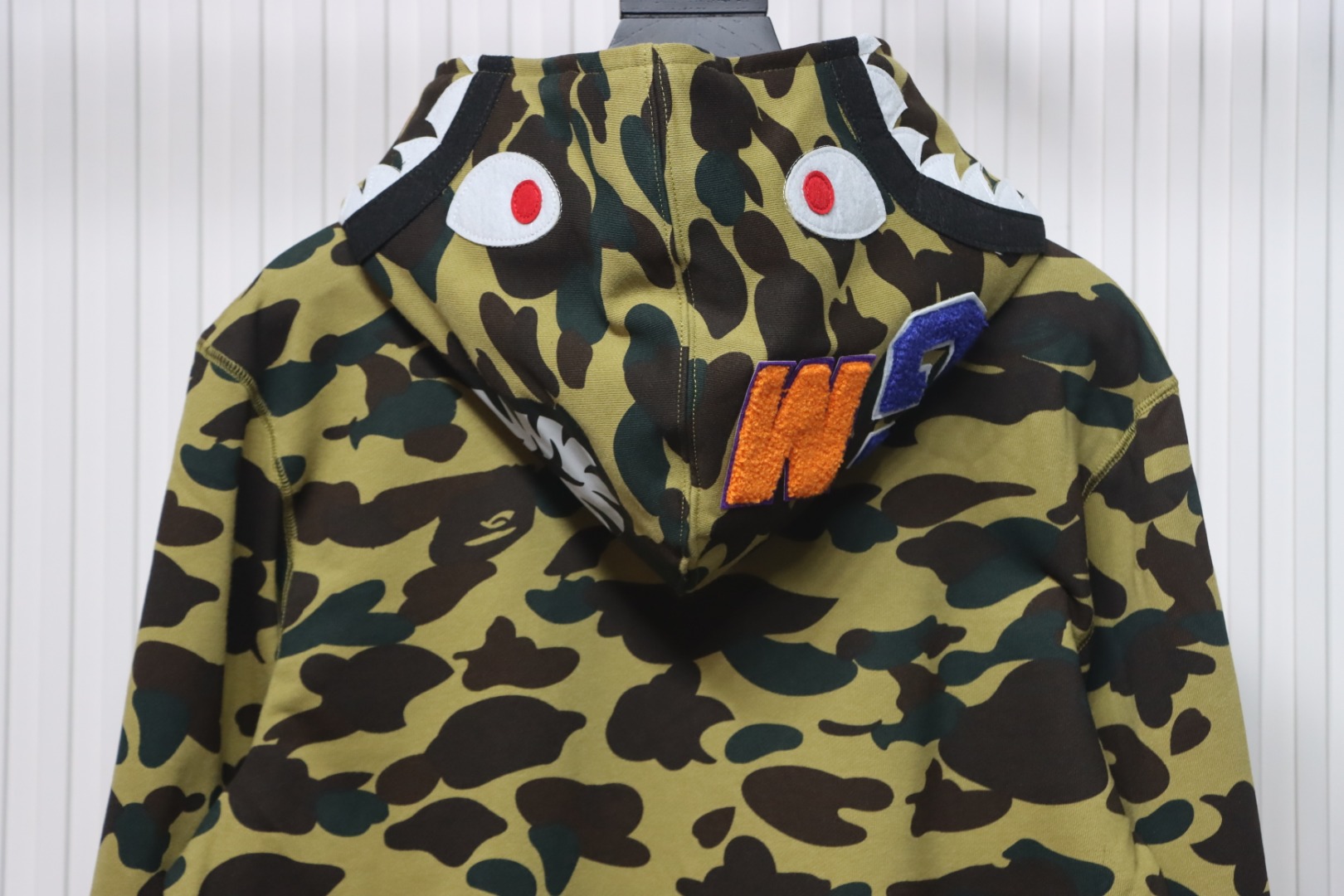 Bstsneaker-BAPE Cloro Camo Shark Full Zip Hoodie Green FW18
