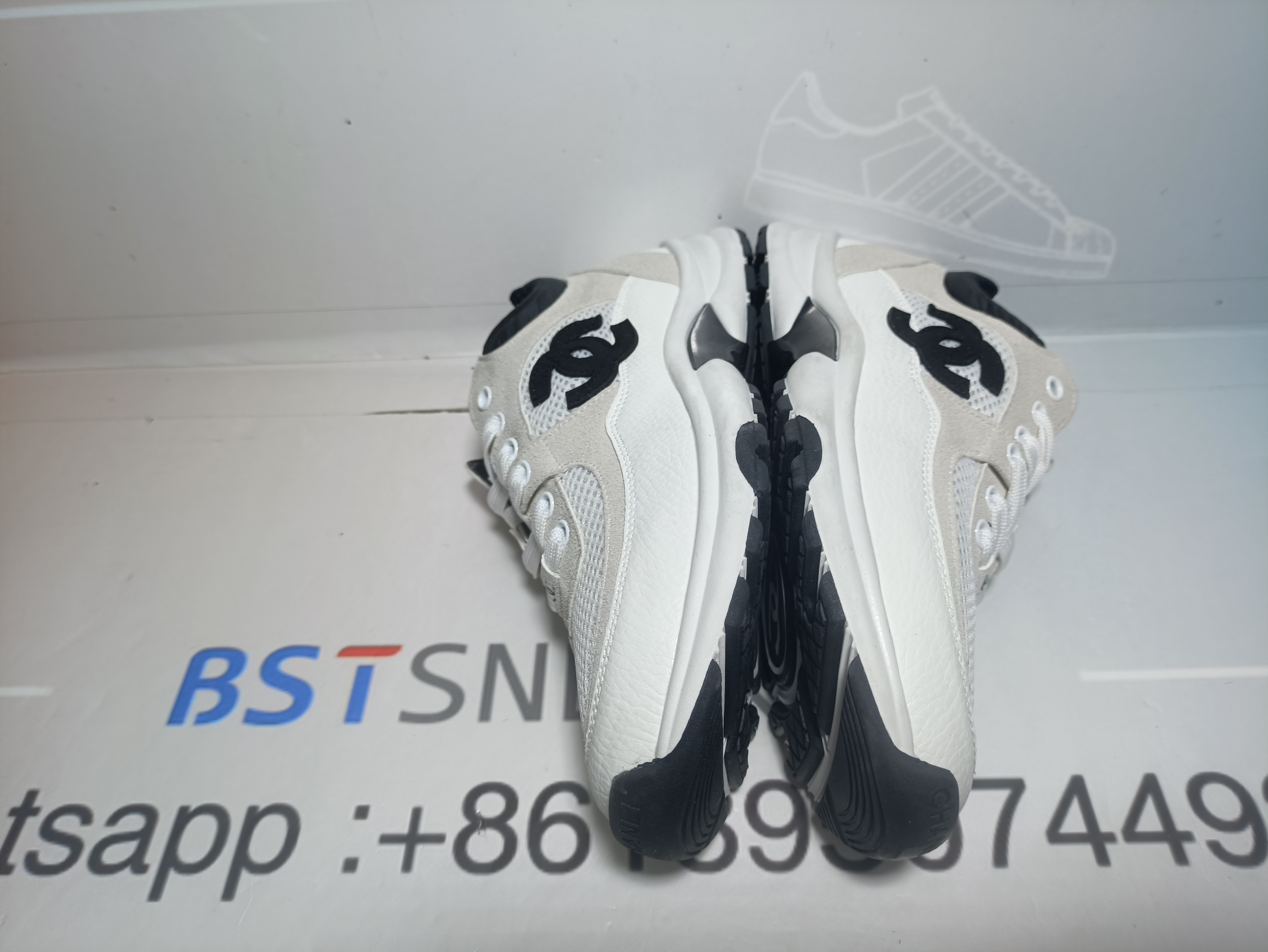 Bstsneaker-Chanel Low Top Trainer Suede White Black (Women's) G38299 Y55720 K3846