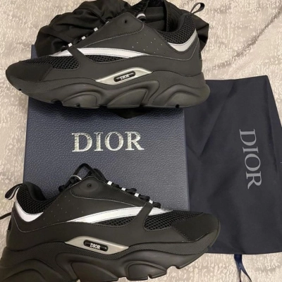 Bstsneaker-Tiktok-celebrities Unboxing 01