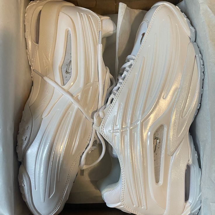 Bstsneaker-Tiktok-celebrities Unboxing