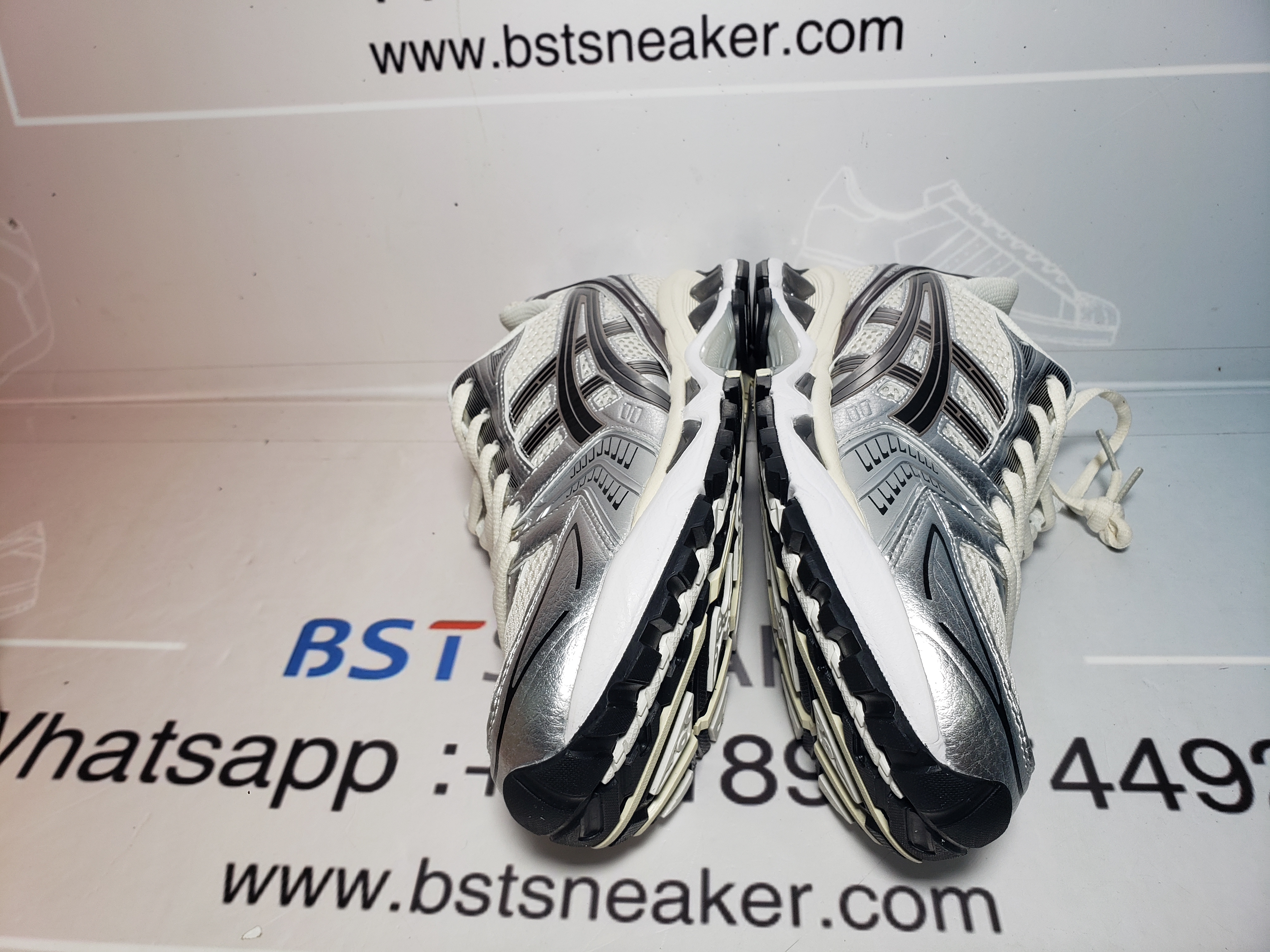 Bstsneaker- ASICS Gel-Kayano 14 Cream Black Metallic Plum 1201A019-108